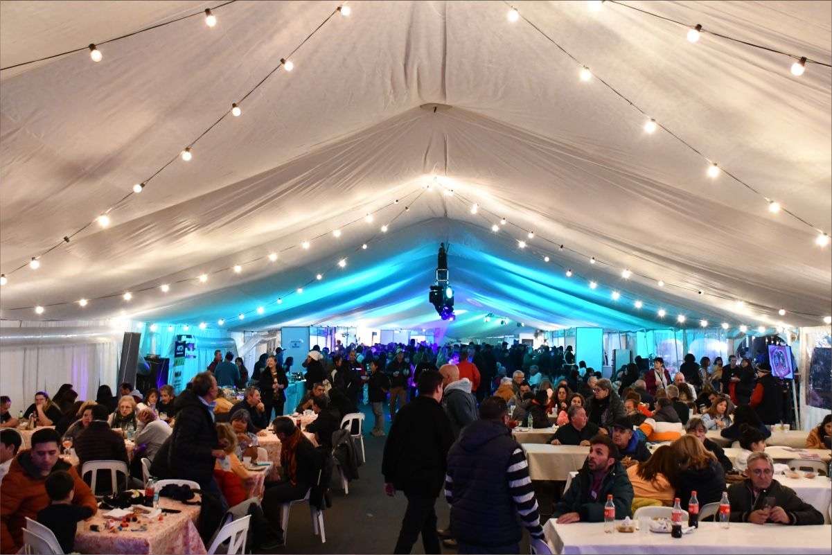 e4925-196b-4a8f-b793-613e77ba2727