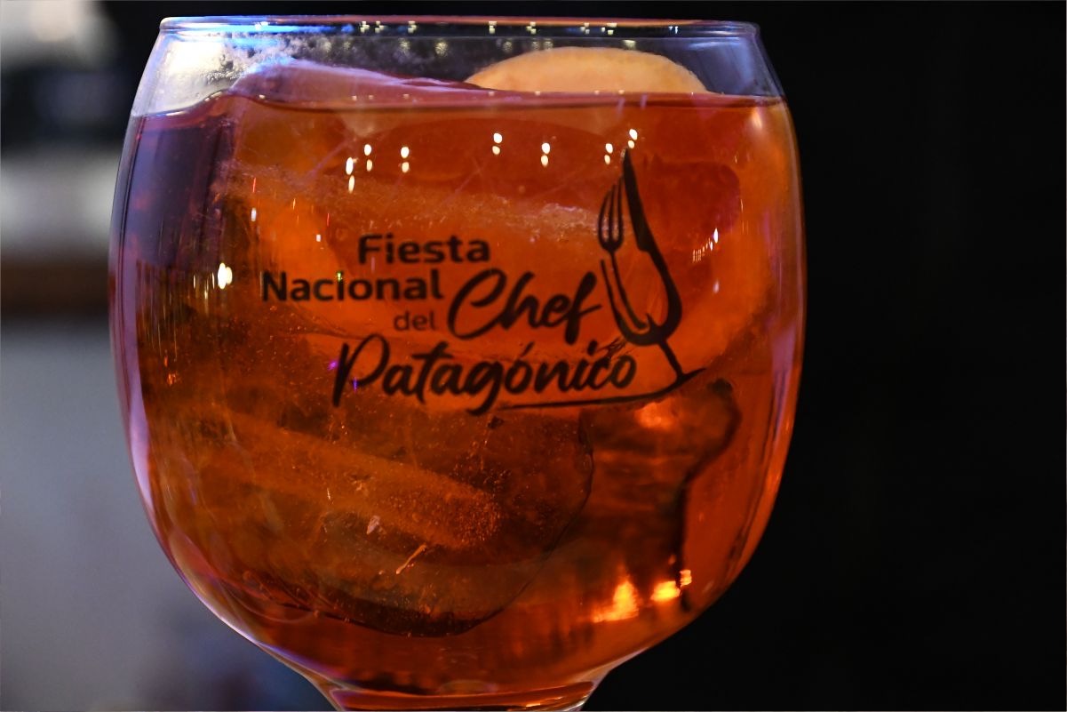 -81da-40a3-ac92-e9111a573d8c