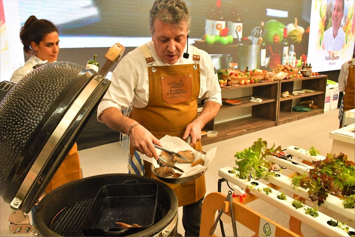 dfe6d93f-e03f-49be-843f-48b5d4f8f026